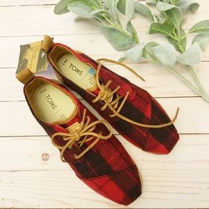 Toms NWT The Venice Collection Women’s size 6.5